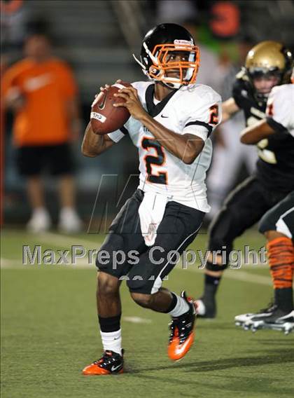 Thumbnail 1 in Abilene vs. Cocoa (Florida vs. Texas Football Showcase) photogallery.