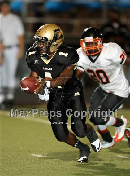 Thumbnail 3 in Abilene vs. Cocoa (Florida vs. Texas Football Showcase) photogallery.