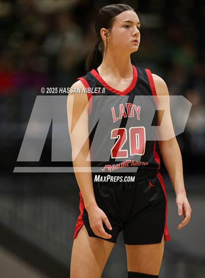 Thumbnail 1 in Murray County vs. Sonoraville (GHSA 2A Region 7 Final) photogallery.