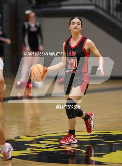 Thumbnail 2 in Murray County vs. Sonoraville (GHSA 2A Region 7 Final) photogallery.