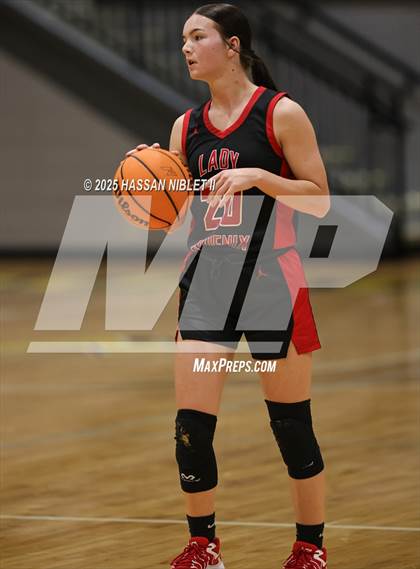 Thumbnail 3 in Murray County vs. Sonoraville (GHSA 2A Region 7 Final) photogallery.