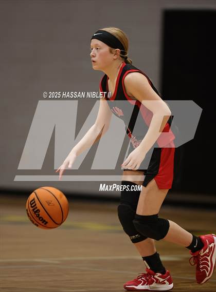 Thumbnail 1 in Murray County vs. Sonoraville (GHSA 2A Region 7 Final) photogallery.