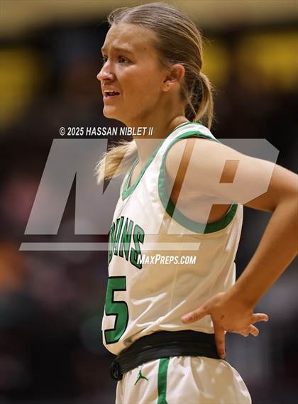 Thumbnail 1 in Murray County vs. Sonoraville (GHSA 2A Region 7 Final) photogallery.