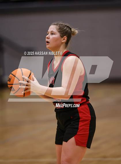 Thumbnail 2 in Murray County vs. Sonoraville (GHSA 2A Region 7 Final) photogallery.