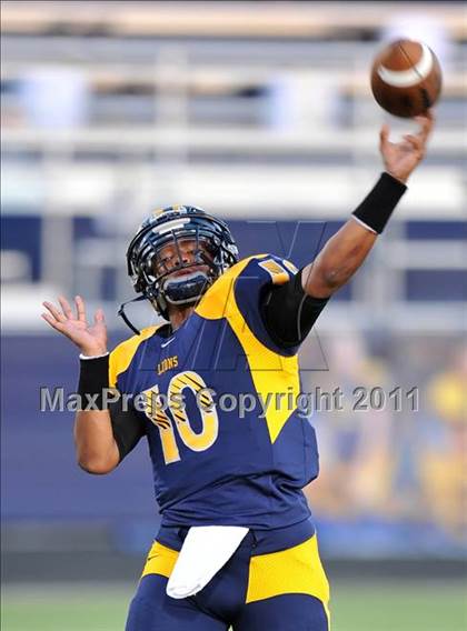 Thumbnail 2 in Nolan Catholic @ Prestonwood Christian photogallery.
