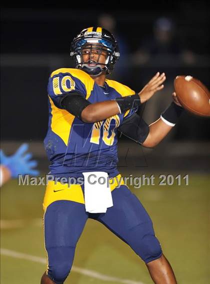 Thumbnail 2 in Nolan Catholic @ Prestonwood Christian photogallery.