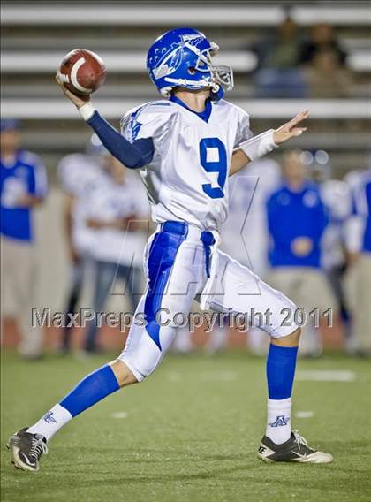 Thumbnail 2 in Alta Loma vs. Glendora photogallery.