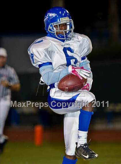Thumbnail 3 in Alta Loma vs. Glendora photogallery.