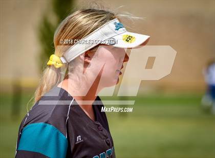 Thumbnail 2 in Santiago @ Agoura photogallery.
