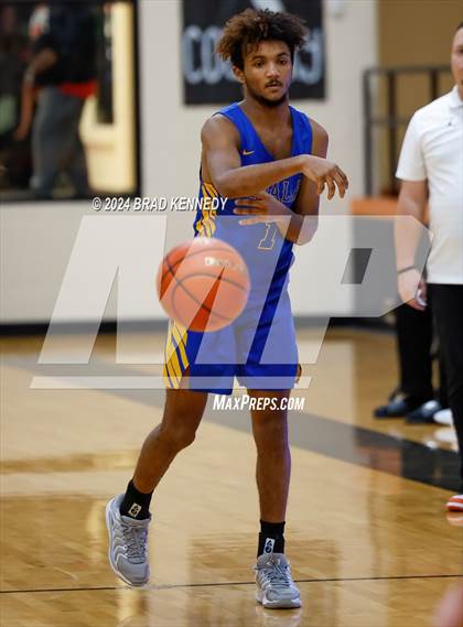 Thumbnail 2 in Elysian Fields vs. Zavalla (Bobcat Classic) photogallery.
