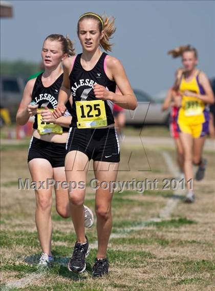 Thumbnail 1 in Galesburg Invitational Cross Country photogallery.
