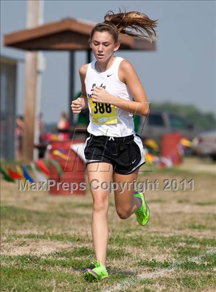 Thumbnail 2 in Galesburg Invitational Cross Country photogallery.