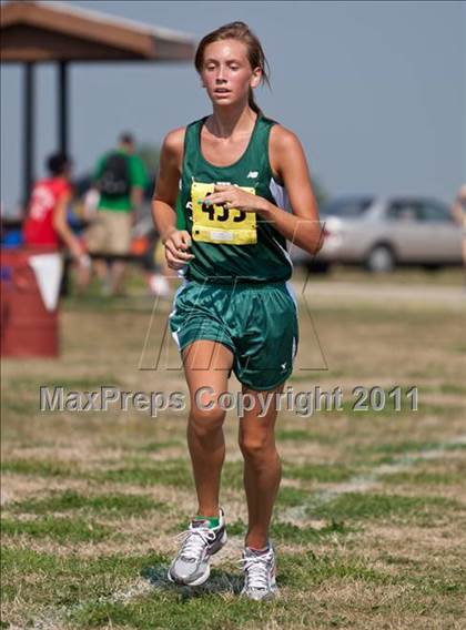 Thumbnail 1 in Galesburg Invitational Cross Country photogallery.