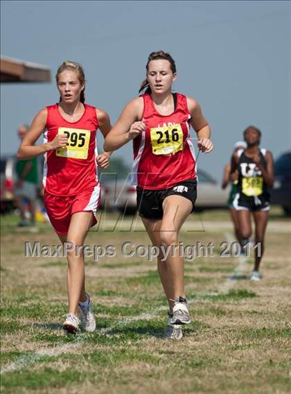 Thumbnail 3 in Galesburg Invitational Cross Country photogallery.