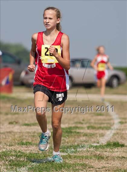 Thumbnail 2 in Galesburg Invitational Cross Country photogallery.