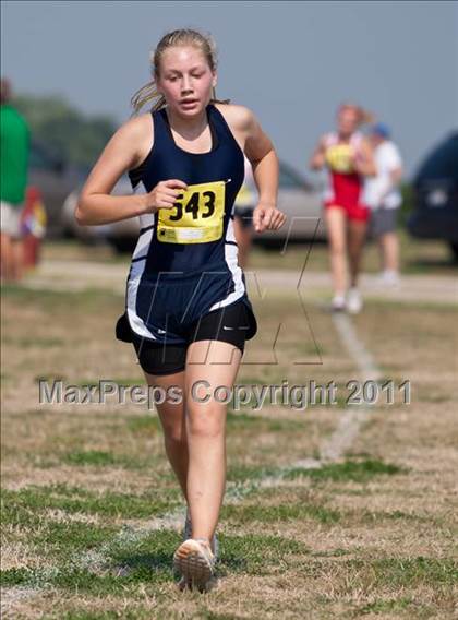 Thumbnail 1 in Galesburg Invitational Cross Country photogallery.