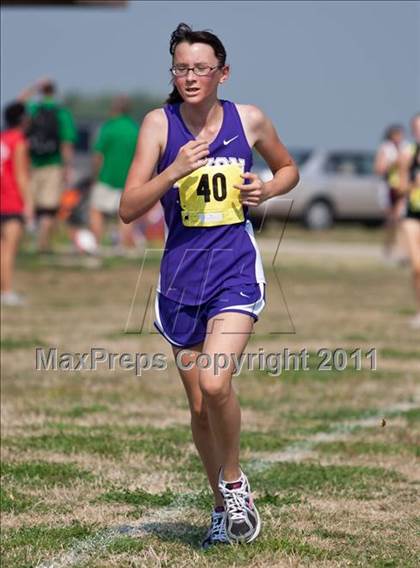 Thumbnail 2 in Galesburg Invitational Cross Country photogallery.