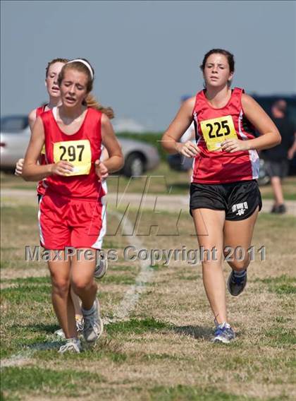 Thumbnail 1 in Galesburg Invitational Cross Country photogallery.
