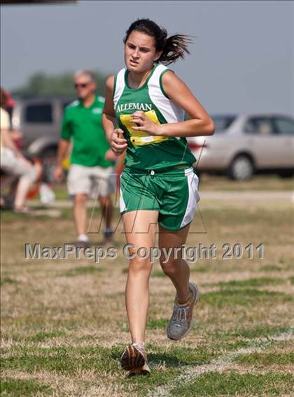 Thumbnail 1 in Galesburg Invitational Cross Country photogallery.