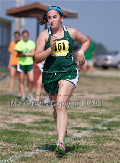 Thumbnail 2 in Galesburg Invitational Cross Country photogallery.