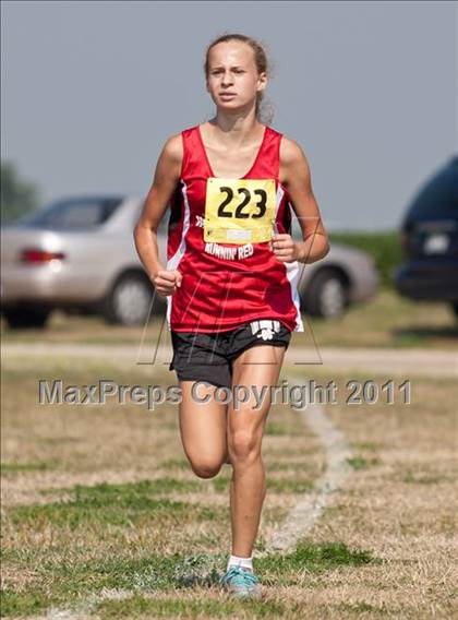 Thumbnail 1 in Galesburg Invitational Cross Country photogallery.