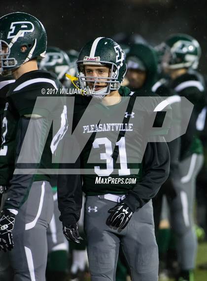 Thumbnail 1 in Glens Falls vs. Pleasantville (NYSPHSAA Class B Semifinal) photogallery.