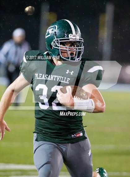Thumbnail 1 in Glens Falls vs. Pleasantville (NYSPHSAA Class B Semifinal) photogallery.