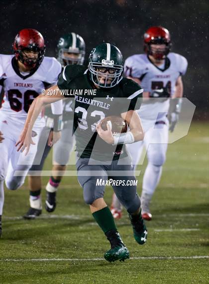 Thumbnail 1 in Glens Falls vs. Pleasantville (NYSPHSAA Class B Semifinal) photogallery.