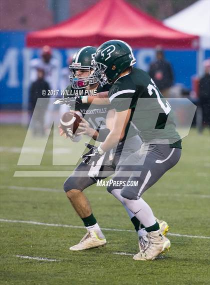 Thumbnail 3 in Glens Falls vs. Pleasantville (NYSPHSAA Class B Semifinal) photogallery.