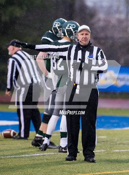 Thumbnail 1 in Glens Falls vs. Pleasantville (NYSPHSAA Class B Semifinal) photogallery.