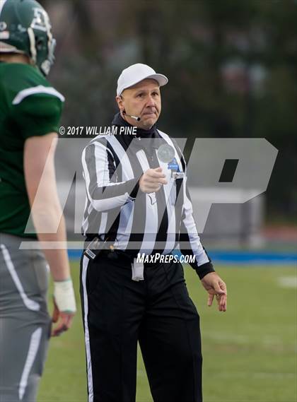Thumbnail 2 in Glens Falls vs. Pleasantville (NYSPHSAA Class B Semifinal) photogallery.