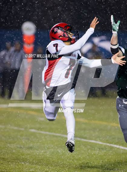 Thumbnail 2 in Glens Falls vs. Pleasantville (NYSPHSAA Class B Semifinal) photogallery.