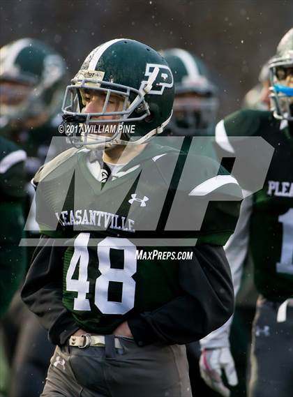 Thumbnail 2 in Glens Falls vs. Pleasantville (NYSPHSAA Class B Semifinal) photogallery.