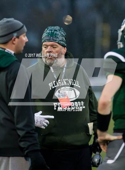 Thumbnail 1 in Glens Falls vs. Pleasantville (NYSPHSAA Class B Semifinal) photogallery.