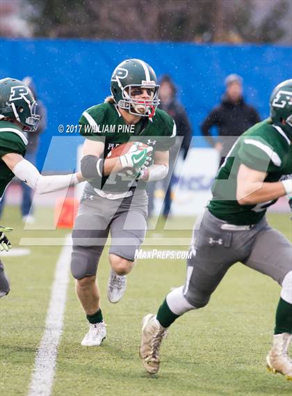 Thumbnail 1 in Glens Falls vs. Pleasantville (NYSPHSAA Class B Semifinal) photogallery.