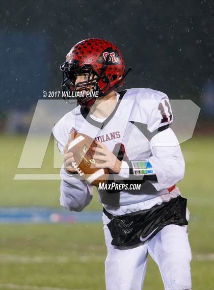 Thumbnail 2 in Glens Falls vs. Pleasantville (NYSPHSAA Class B Semifinal) photogallery.