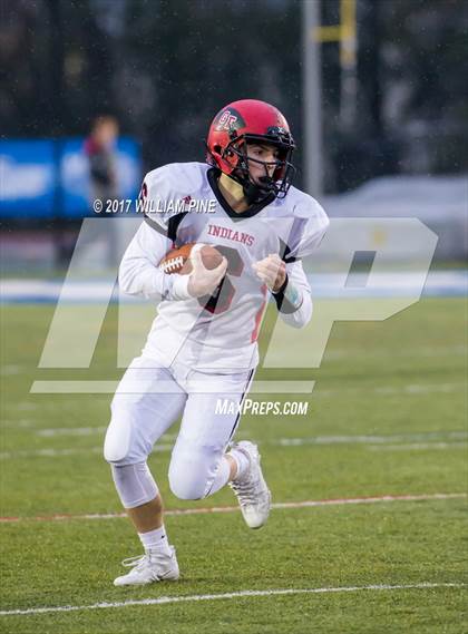 Thumbnail 3 in Glens Falls vs. Pleasantville (NYSPHSAA Class B Semifinal) photogallery.