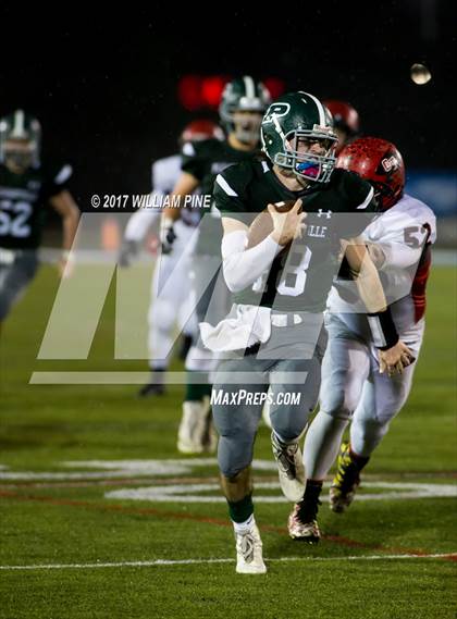 Thumbnail 2 in Glens Falls vs. Pleasantville (NYSPHSAA Class B Semifinal) photogallery.