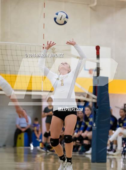 Thumbnail 1 in Oaks Christian @ Agoura photogallery.