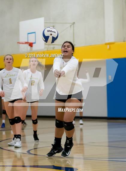 Thumbnail 2 in Oaks Christian @ Agoura photogallery.