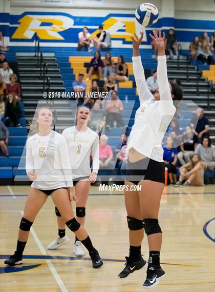 Thumbnail 2 in Oaks Christian @ Agoura photogallery.