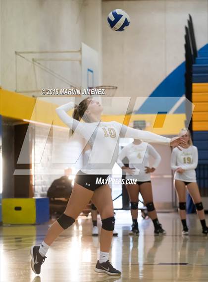 Thumbnail 1 in Oaks Christian @ Agoura photogallery.