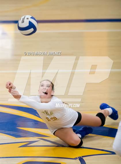 Thumbnail 1 in Oaks Christian @ Agoura photogallery.