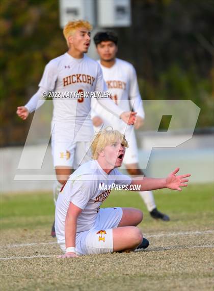 Thumbnail 1 in Hickory vs. Jacksonville (NCHSAA 3A Final) (1 of 2 - the Game) photogallery.