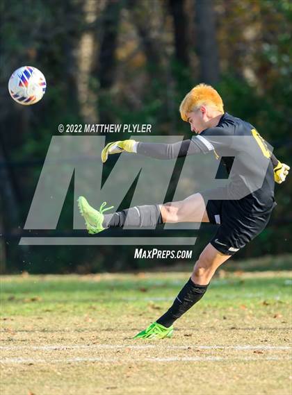 Thumbnail 3 in Hickory vs. Jacksonville (NCHSAA 3A Final) (1 of 2 - the Game) photogallery.