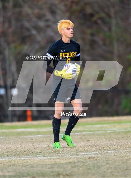 Thumbnail 3 in Hickory vs. Jacksonville (NCHSAA 3A Final) (1 of 2 - the Game) photogallery.