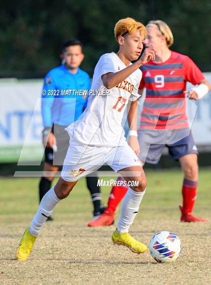 Thumbnail 2 in Hickory vs. Jacksonville (NCHSAA 3A Final) (1 of 2 - the Game) photogallery.