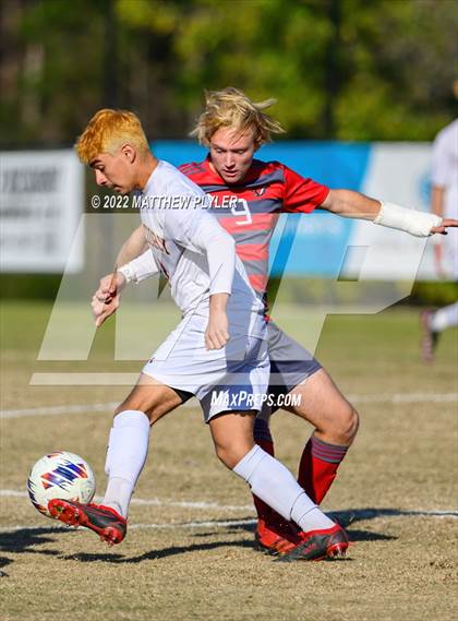 Thumbnail 1 in Hickory vs. Jacksonville (NCHSAA 3A Final) (1 of 2 - the Game) photogallery.