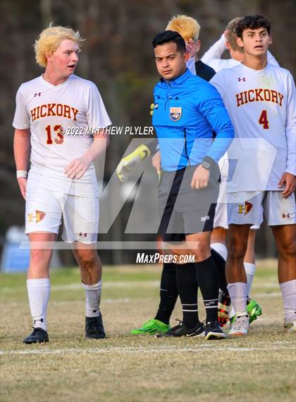 Thumbnail 1 in Hickory vs. Jacksonville (NCHSAA 3A Final) (1 of 2 - the Game) photogallery.