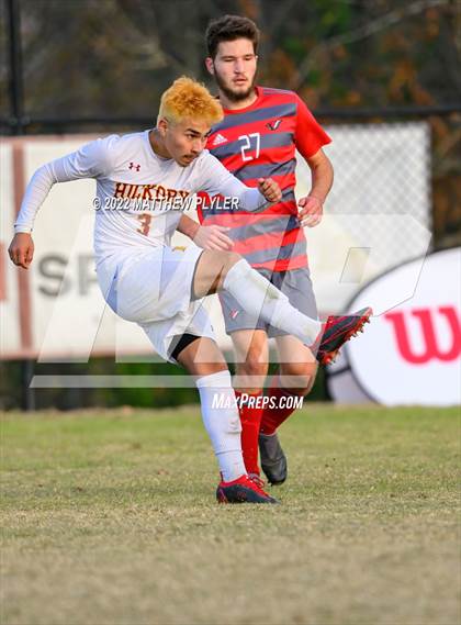 Thumbnail 1 in Hickory vs. Jacksonville (NCHSAA 3A Final) (1 of 2 - the Game) photogallery.